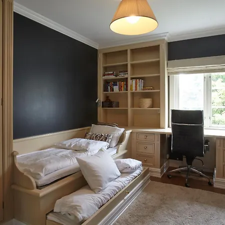 Big With Panoramic Views, Terrace, Pool, Close To Oslo Sandvika (Baerum)