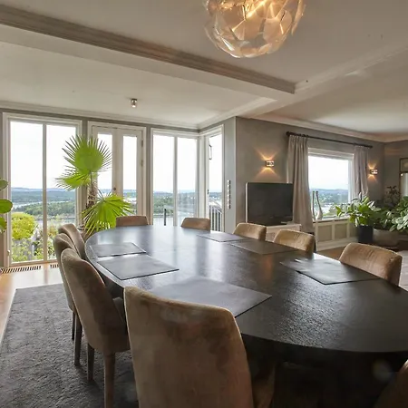 Big With Panoramic Views, Terrace, Pool, Close To Oslo Sandvika (Baerum)