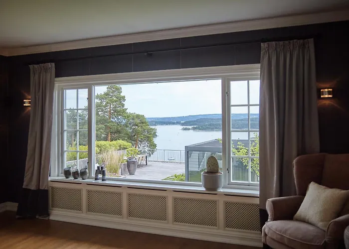 Villa Big With Panoramic Views, Terrace, Pool, Close To Oslo *