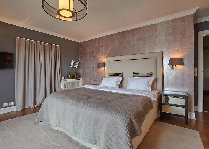 Big With Panoramic Views, Terrace, Pool, Close To Oslo * Sandvika (Baerum)