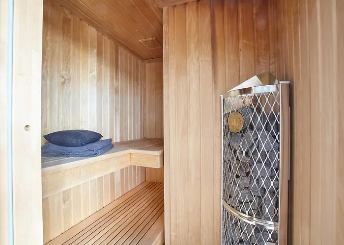 Big With Panoramic Views, Terrace, Pool, Close To Oslo Villa Sandvika (Baerum)